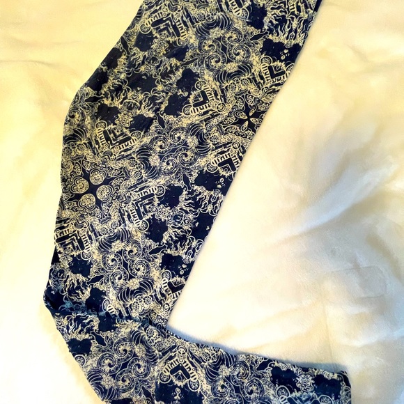 Lularoe Leggings - Picture 2 of 4